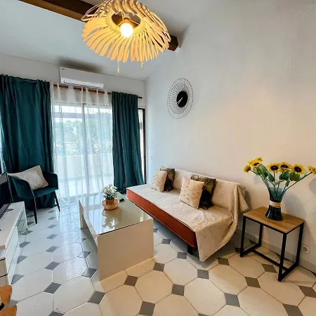 L'escapade Du Port Duplex With Terraces In *